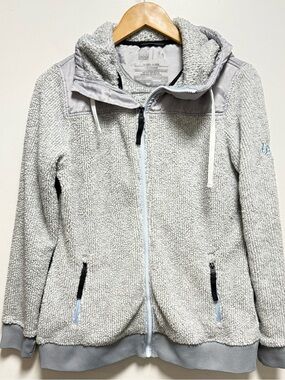 686 Women’s Light Gray Sherpa Zip Hoodie